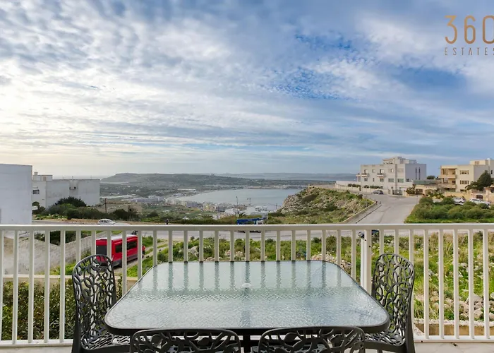 Of The World 2br With Spectacular Views By 360 Estates *
