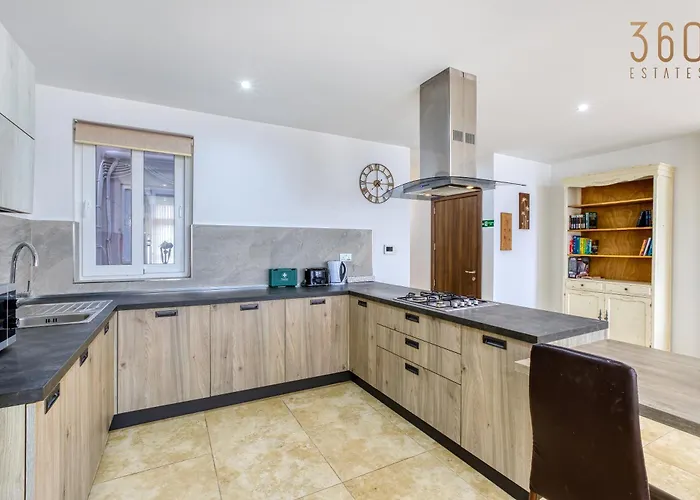 Daire Of The World 2br With Spectacular Views By 360 Estates Mellieħa